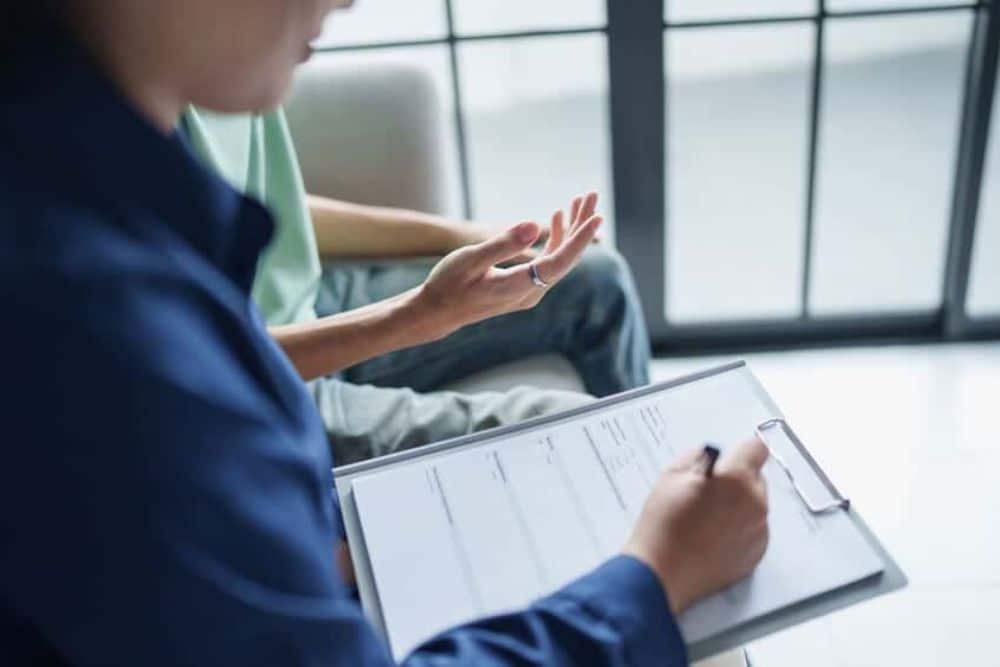 Klonopin Withdrawal Symptoms, Timeline, and Why You Must Never Quit Cold Turkey