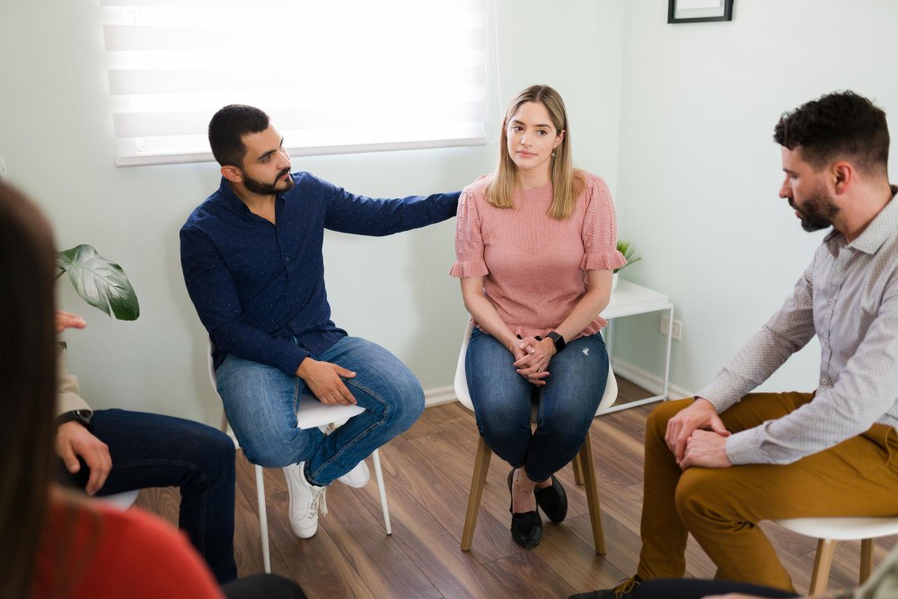 Bipolar 1 vs. Bipolar 2 Key Differences, Symptoms, and Treatment